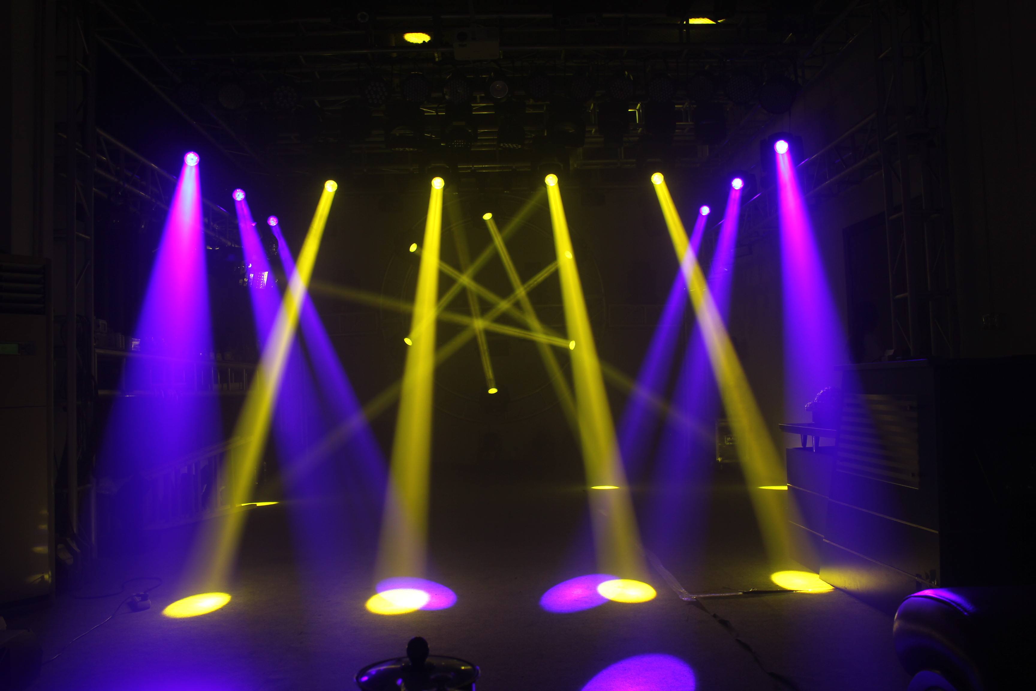 选择灯光音响公司的好处有哪些